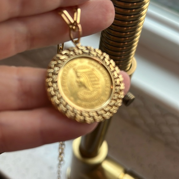 Logan Hollowell Gold Necklace Collection - Picture 6 of 9